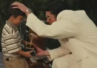 Quem é o Menino Misterioso Que Recebeu Grammy de Bad Bunny no Super Bowl? A Identidade Revelada!