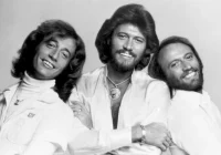 Bee Gees: Box "You Should Be Dancing" celebra 50 anos com remixes inéditos e raridades exclusivas para fãs