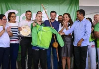 Gracinha Caiado Impulsiona Inclusão com Doação de R$ 60 Mil em Materiais Esportivos e Instrumentos Musicais para Apae Goiânia