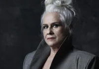 Vera Holtz desembarca em Passo Fundo com peça de teatro imperdível e agita o norte gaúcho com shows sertanejos e circo