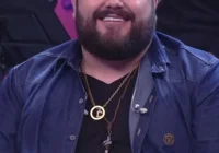 César Menotti, sertanejo de 44 anos, revela internação secreta para tratar depressão e chocante reconciliação com o pai