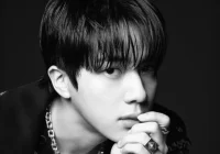 BTS: O motivo surpreendente por trás da ausência de créditos de Jin em "ARIRANG" e o foco no ARMY