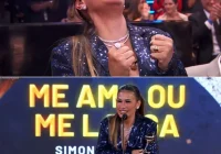 Simone Mendes arrebata o "Melhores do Ano" com "Me Ama ou Me Larga" e emociona fãs com discurso sincero