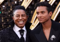 Estreia de 'Michael' em Hollywood: Família Jackson, Fãs e Famosos Celebram o Legado do Rei do Pop com Cinebiografia