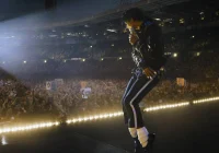 Biografia de Michael Jackson Evita Polêmicas e Faz 'Moonwalk' Para Trás nas Críticas: Entenda!