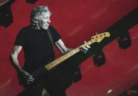 Baixista Guy Pratt Revela Segredo de 50 Anos: O Som do Relógio em "Time" do Pink Floyd Era o Baixo!