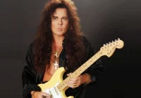 Yngwie Malmsteen Surpreende Fãs: Novo Álbum 'Hell or High Water' Chega em Novembro com Quatro Vocais e Faixas Insanas!